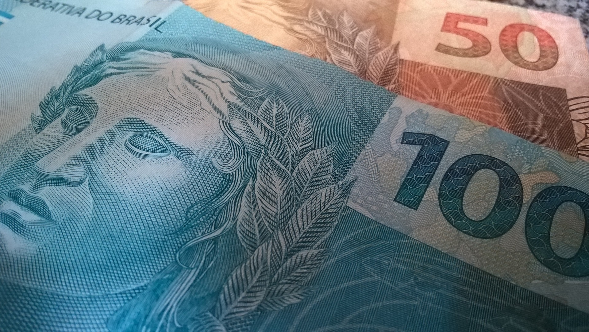 Tesouro paga R$ 1,63 bi em dívidas de estados e municípios em junho Tesouro paga R$ 1,63 bi em dívidas de estados e municípios em junho