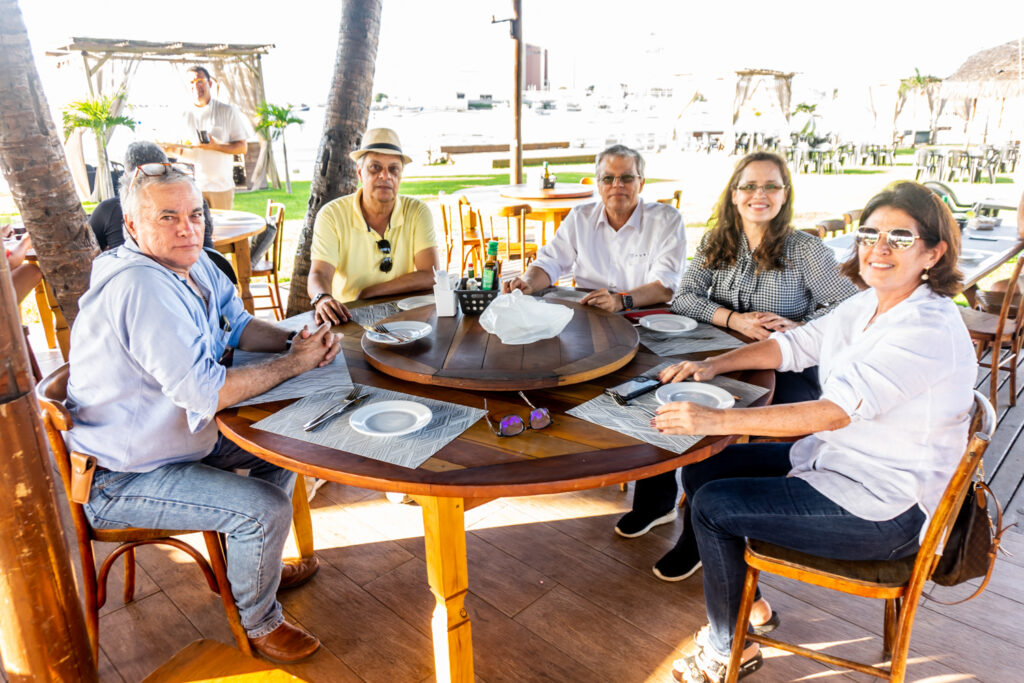 Nilbio Thé, Paulo Thé, Jesse Van Grinsven, Cristiane Thé E Sâmia Cavalcante