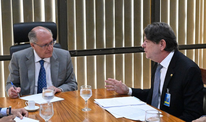 Cid Gomes se reúne com Geraldo Alckmin para tratar sobre produção de energia no Nordeste e hidrogênio verde