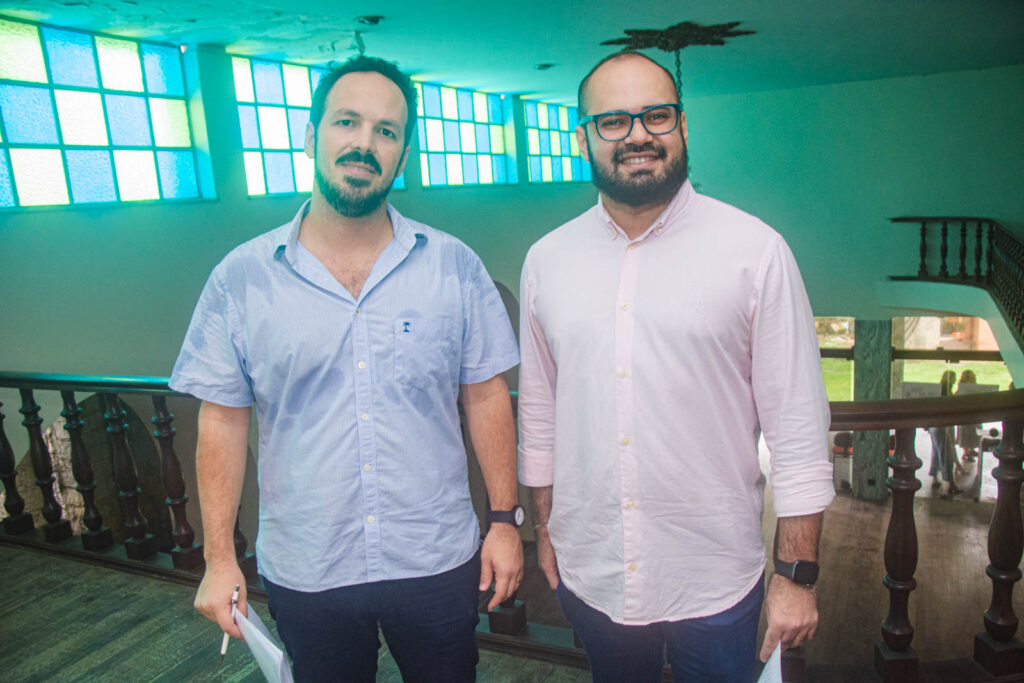 Pedro Esdras E Victo Alves