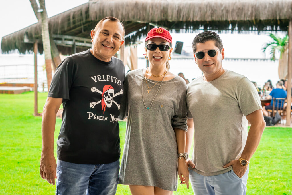 Raimundo E Roberta Philomeno, Pompeu Vasconcelos