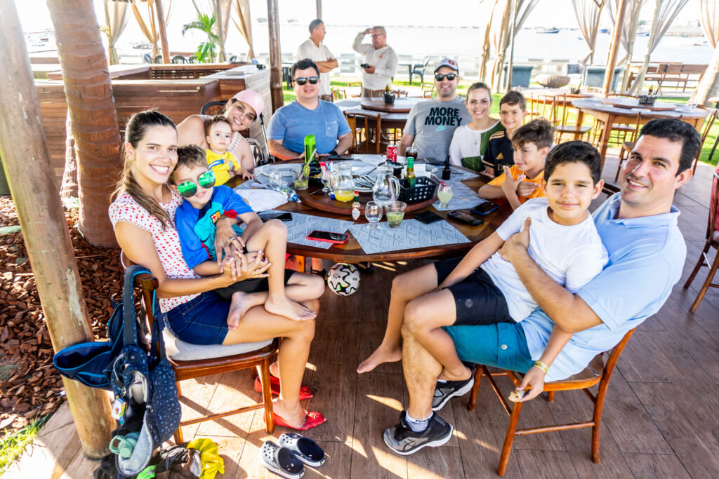 Raquel Costa, Pedro Lane, Isabel Arruda, João Arruda, Alberto Arruda, Emanuel, Sarah E Isaac Mota, Lucas Lane, Miguel Gomes E Edwin Costa
