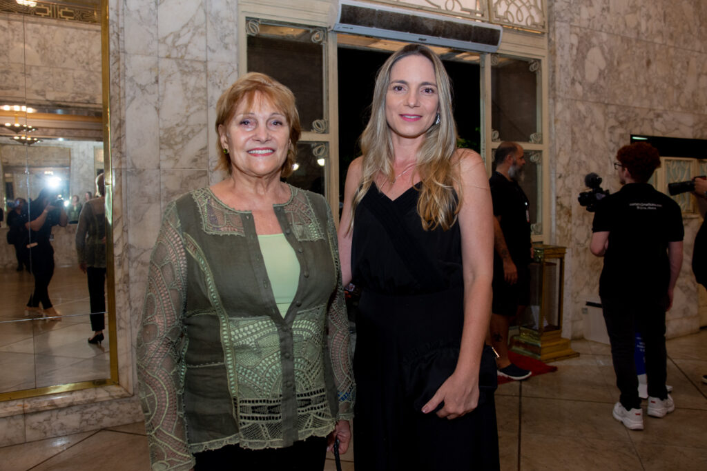 Reimhilde Lima E Kendra Lima