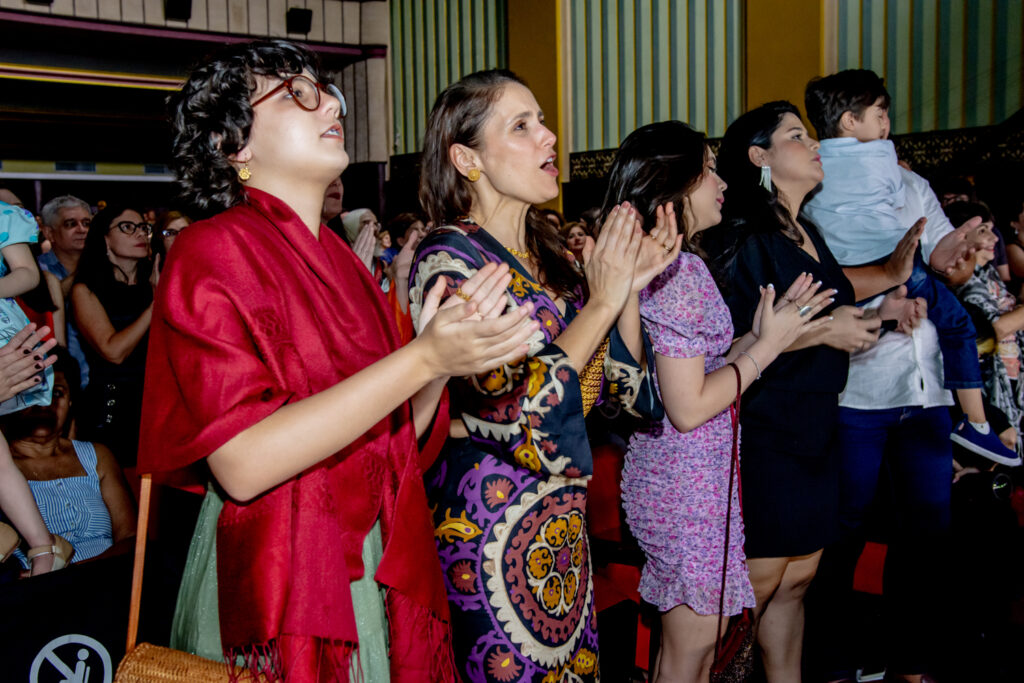 Sara, Manoela E Maria Bacelar