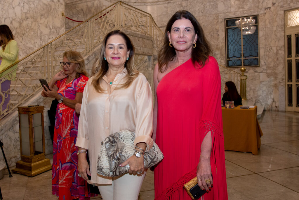 Sarah Philomeno E Sandra Philomeno