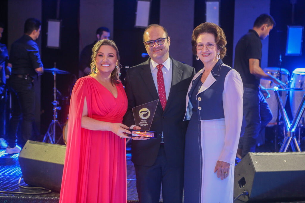 
				Stella Pavan, Daniel Studart e Aucileia Sousa 
				