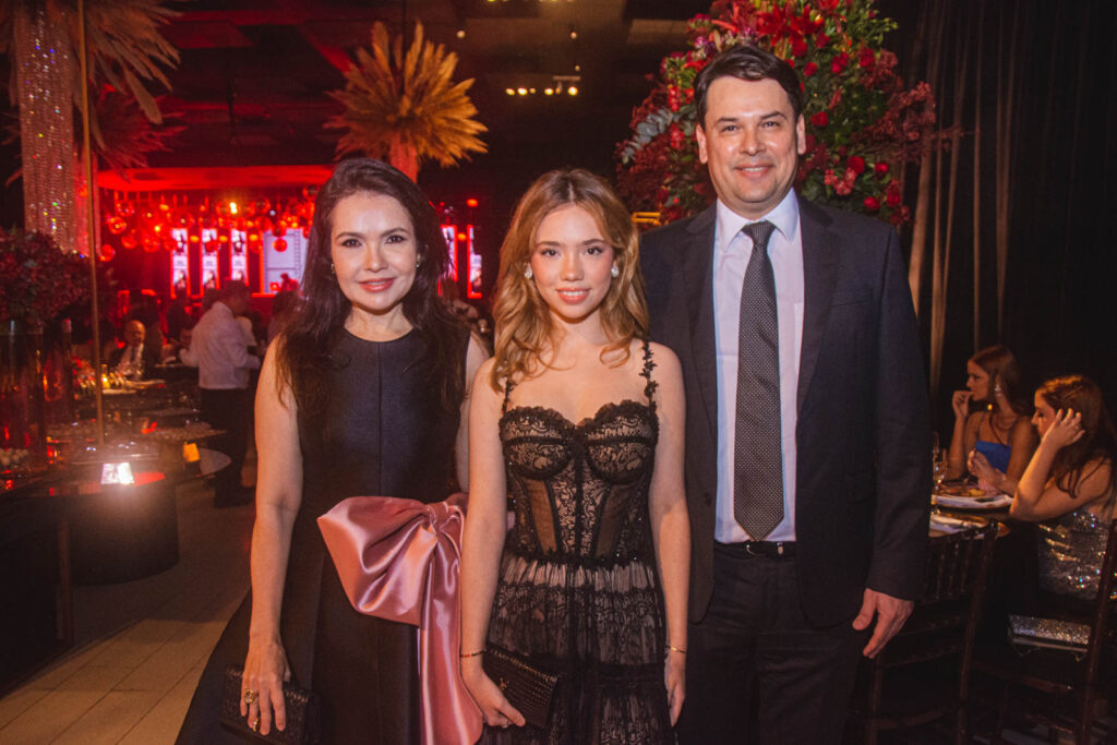 Sunny, Lina E Daniel Gutierrez