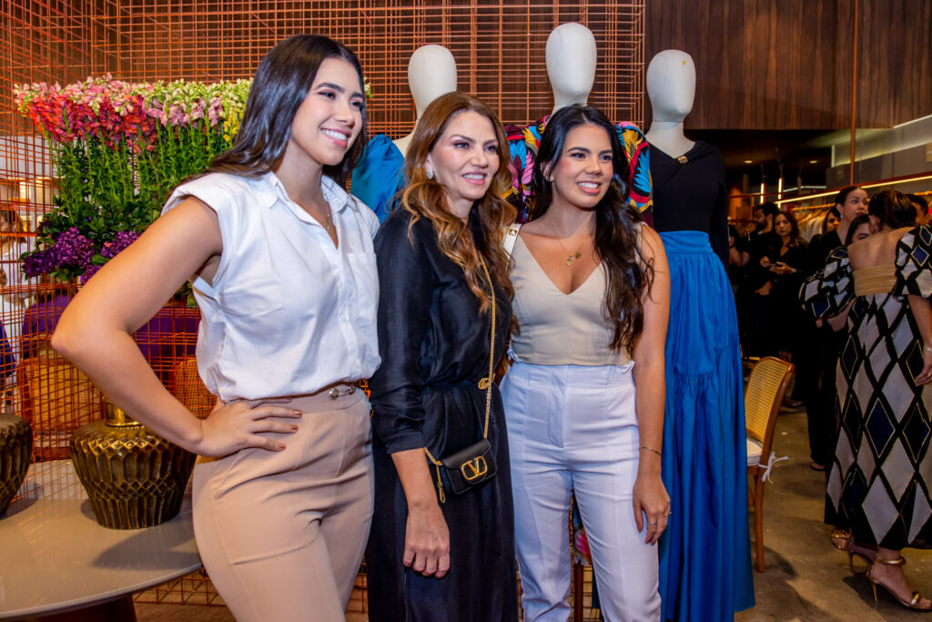 Suzana, Surama E Gabriela Geleilate (2)