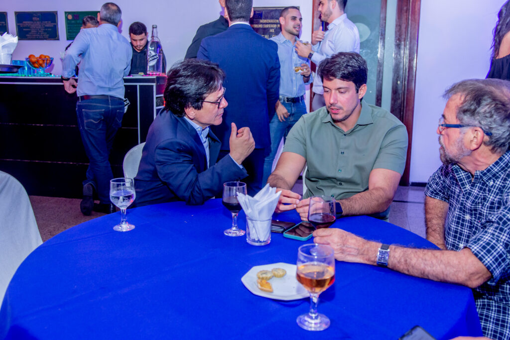 Walmar Costa, Paulo E Adelmo Martins