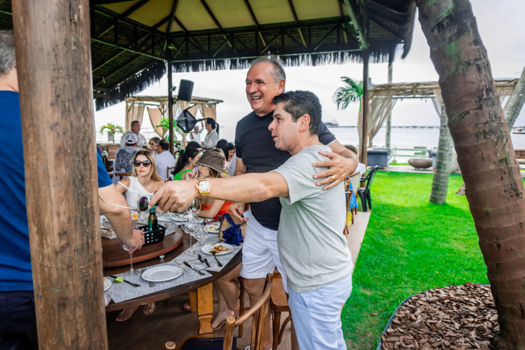 Washington Araújo E Pompeu Vasconcelos