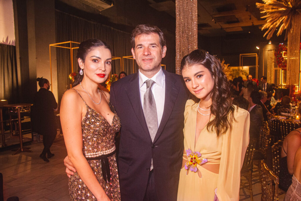 Ylka, Germano E Luisa Frank