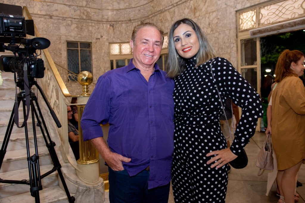 Zacarias E Juliana Araújo