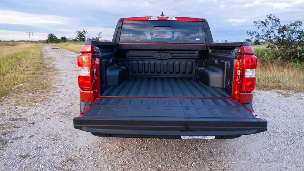 2022 Ford Maverick (1)