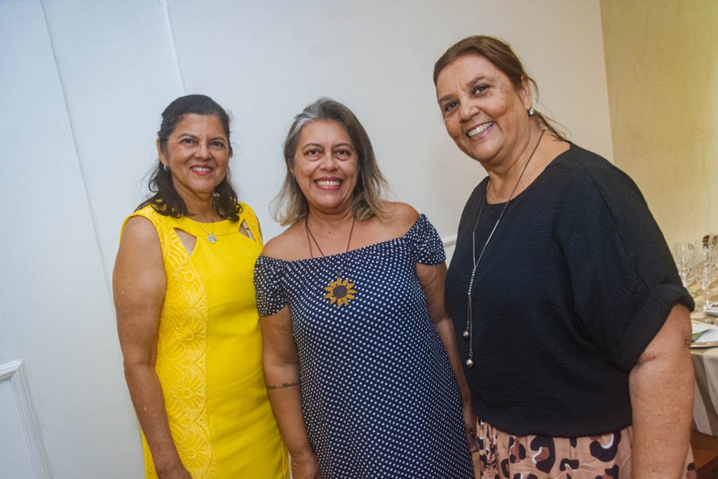 Almira Monteiro, Neiva Valente E Eliana Camaro