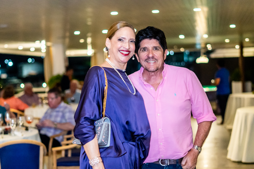 Ana Claudia Canamary E Dito Machado