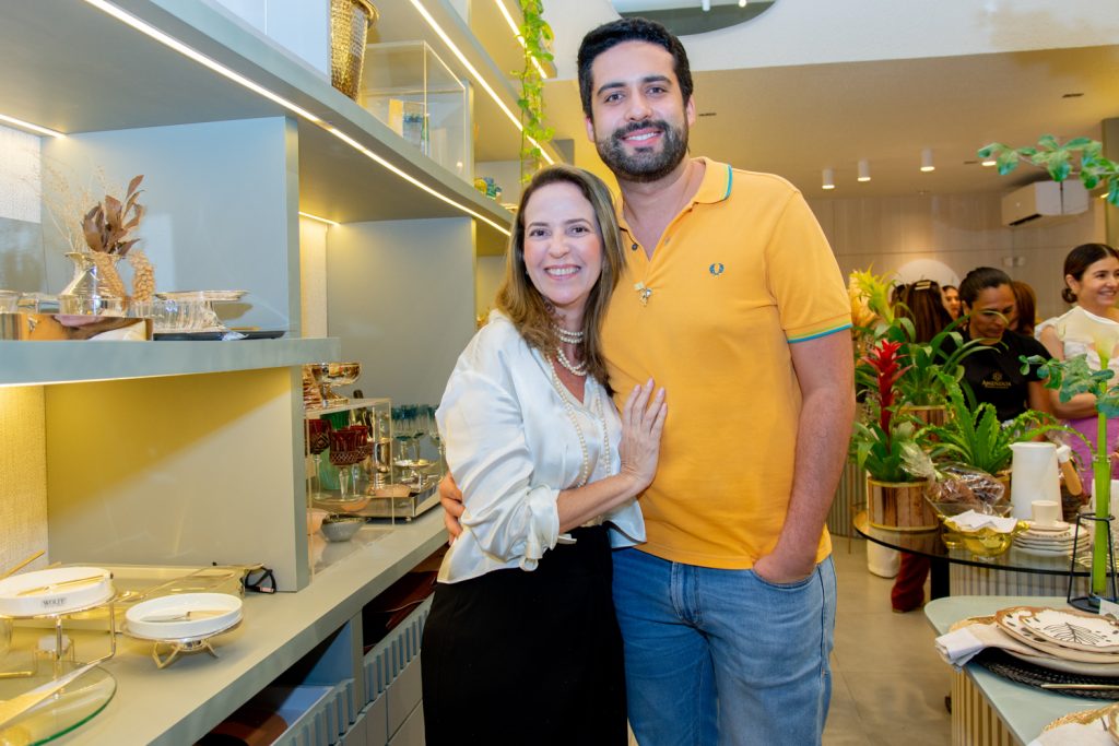 Andrea E Victor Oliveira