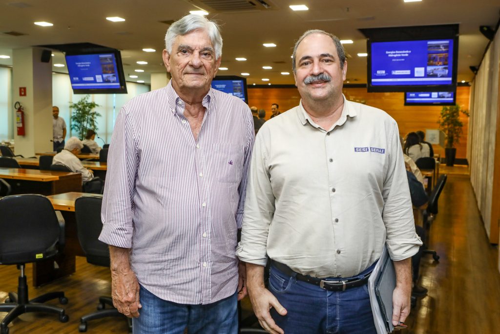 Assis Cavalcante E Paulo Andre Holanda