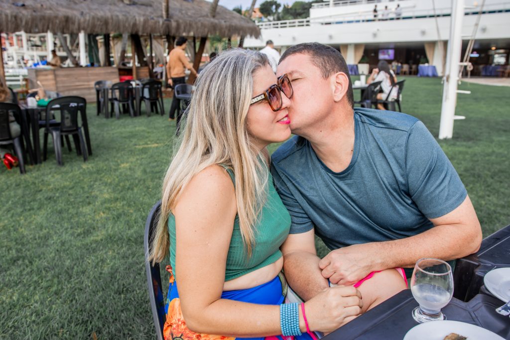 
				Bel Torres e Maurício Monteiro 
				