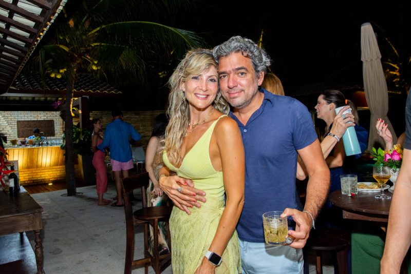 B-Day - Marina Albuquerque comemora seu aniversário bem ao seu estilo na Lagoa do Uruaú