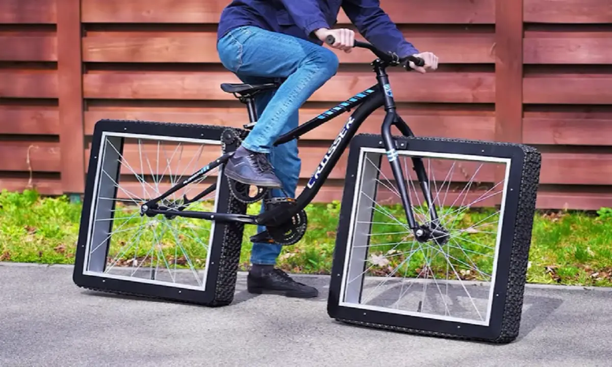 Bicicletas com rodas quadradas -Na era moderna, voltamos a invenção da roda quadrada