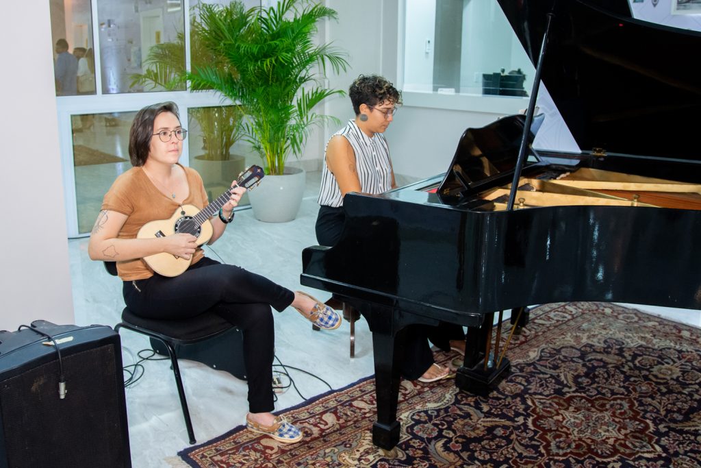 Brenna Freire E Joana Lima