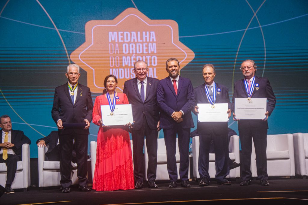 Carlos Prado, Regina Dias Branco, Ricardo Cavalcante, Elmano Freitas, Jose Carlos Pontes E Candido Albuquerque
