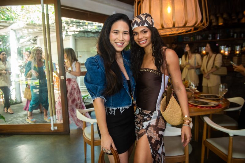 Águas de Março - Água de Coco arma evento especial alusivo ao Dia das Mães