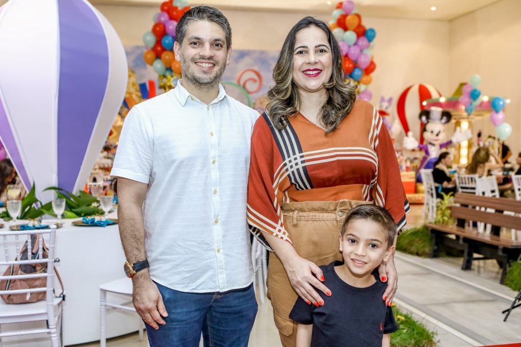 Davi, Elisangela E Lorenzo Garcia