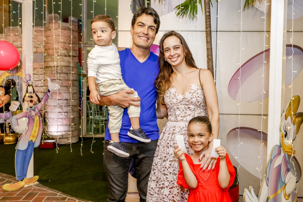 Davi, Thiago, Livia E Giovanna Sousa