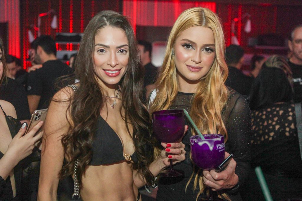 Debora Santos E Adrice Felix