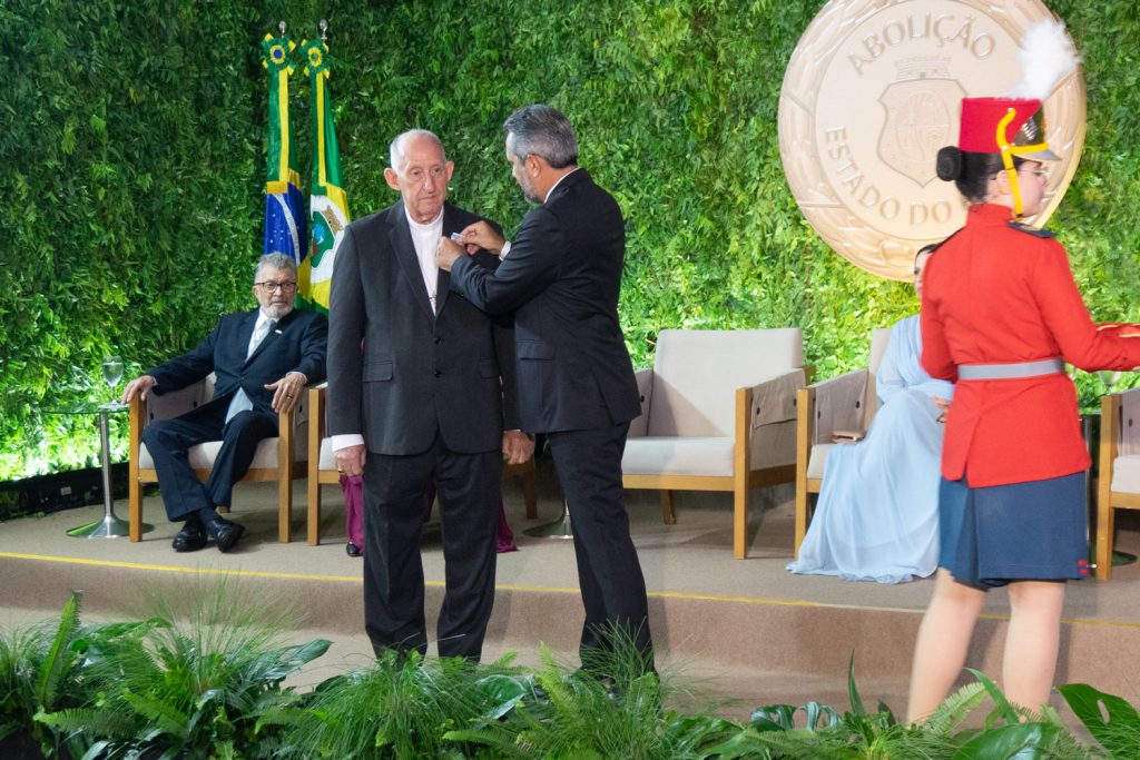 Dom José Aparecido Tosi E Elmano De Freitas (3)