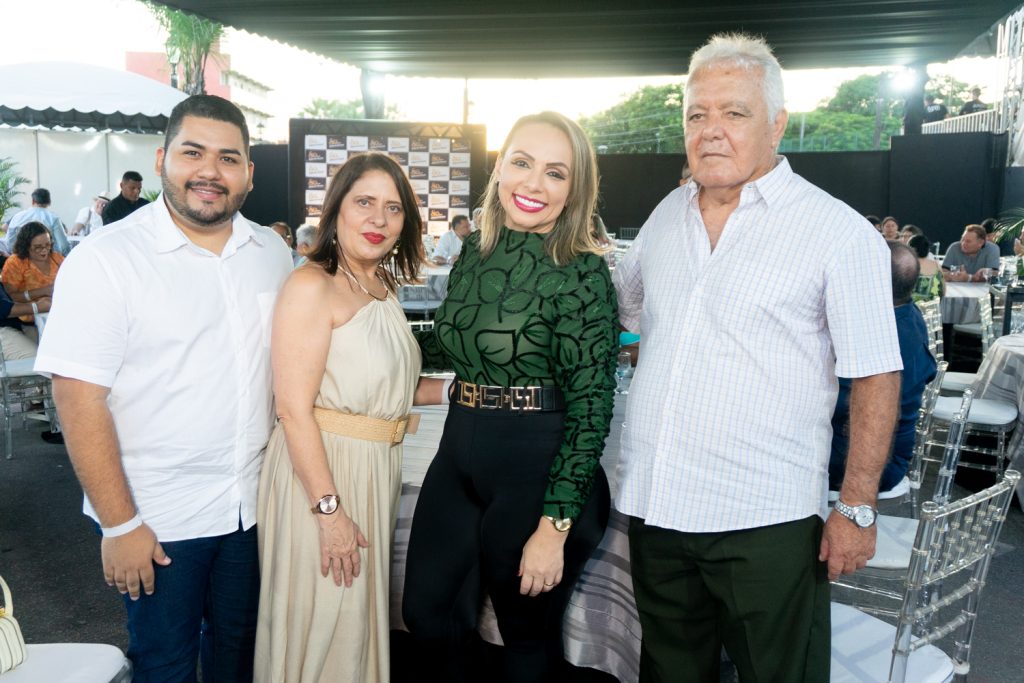 Douglas Rodrigues, Aline Do Hospital, Eula Paula Rocha E Marcelo Farias (2)