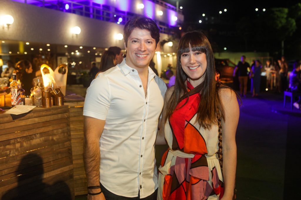 Edelardo Freitas E Camila Coutinho (2)