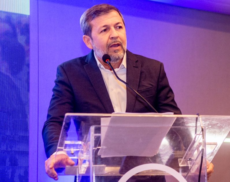 Élcio considera gestão Sarto melhor que a de RC, mesmo sem parceria com Governo do Estado