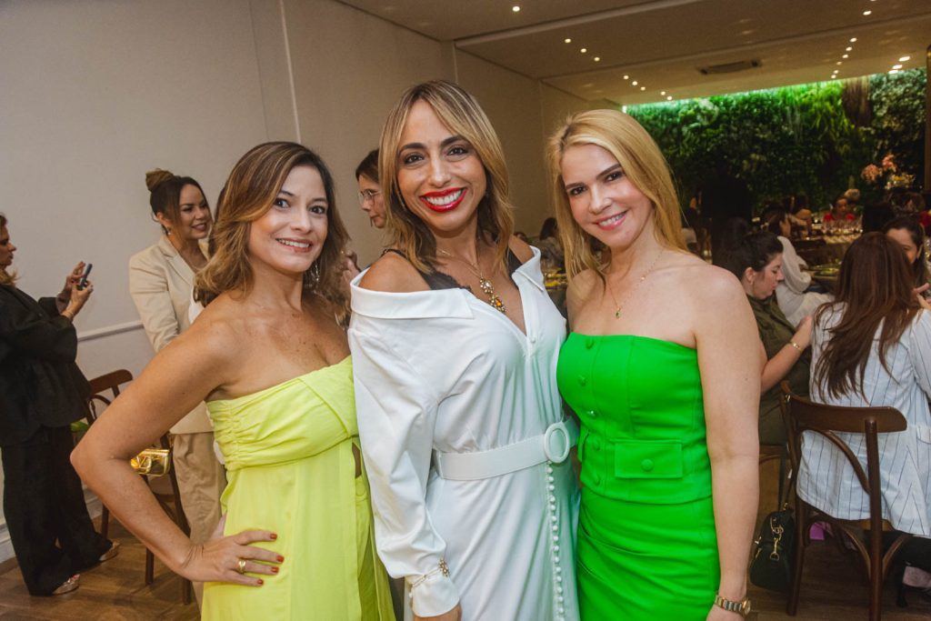 Elke Castelo Branco, Mabel Portela E Sheila Melo