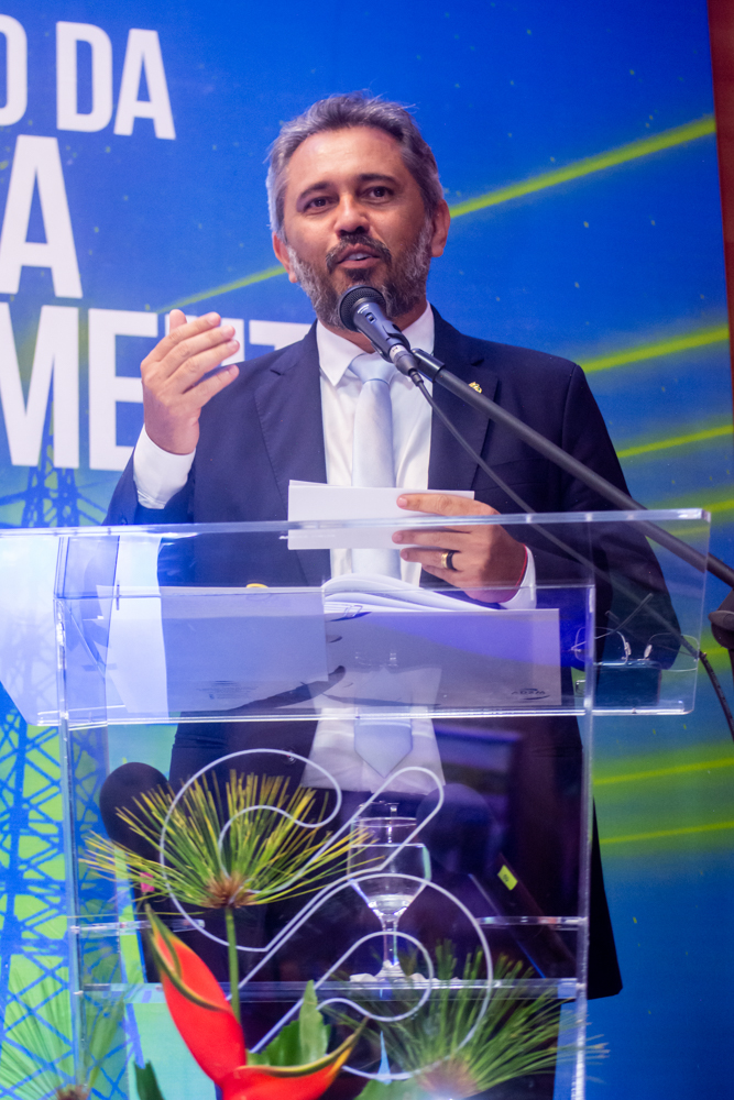 Elmano De Freitas (2)