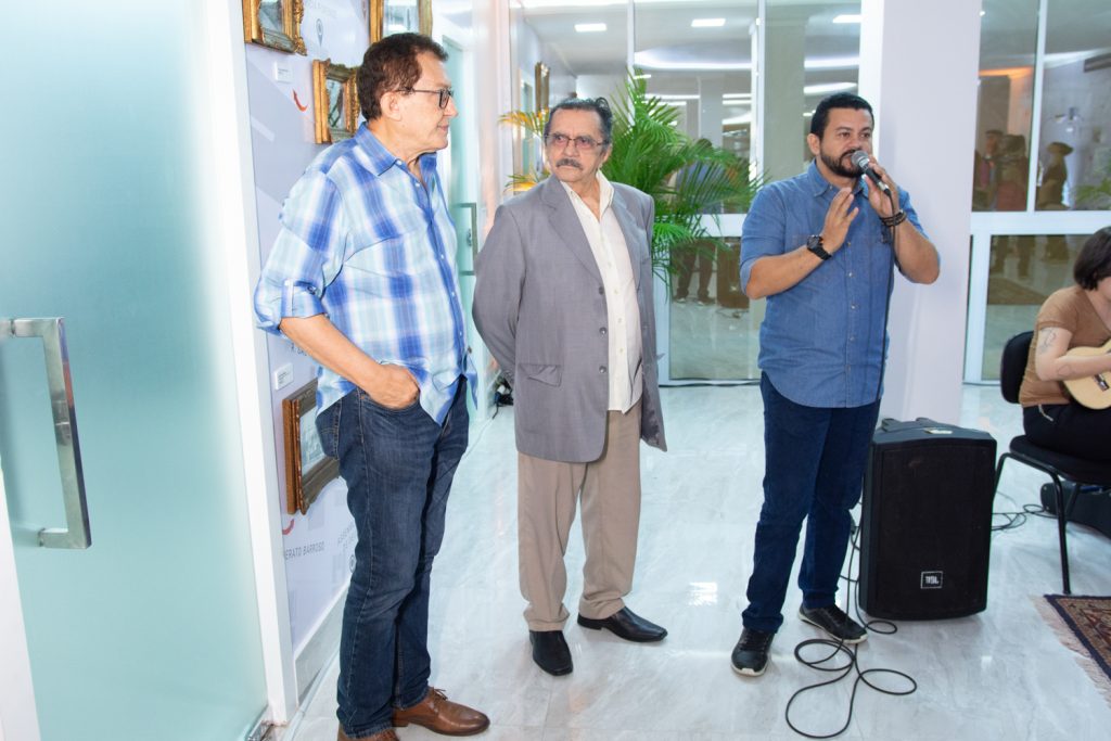 Elpídio Nogueira E Nirez