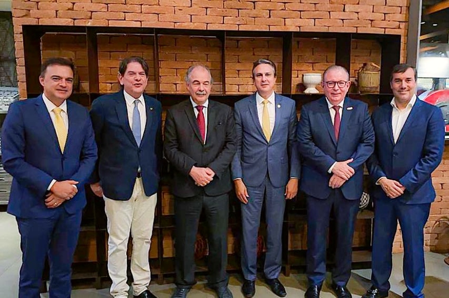 Ricardo Cavalcante participa do jantar da nova Diretoria e Conselho Fiscal da CNI