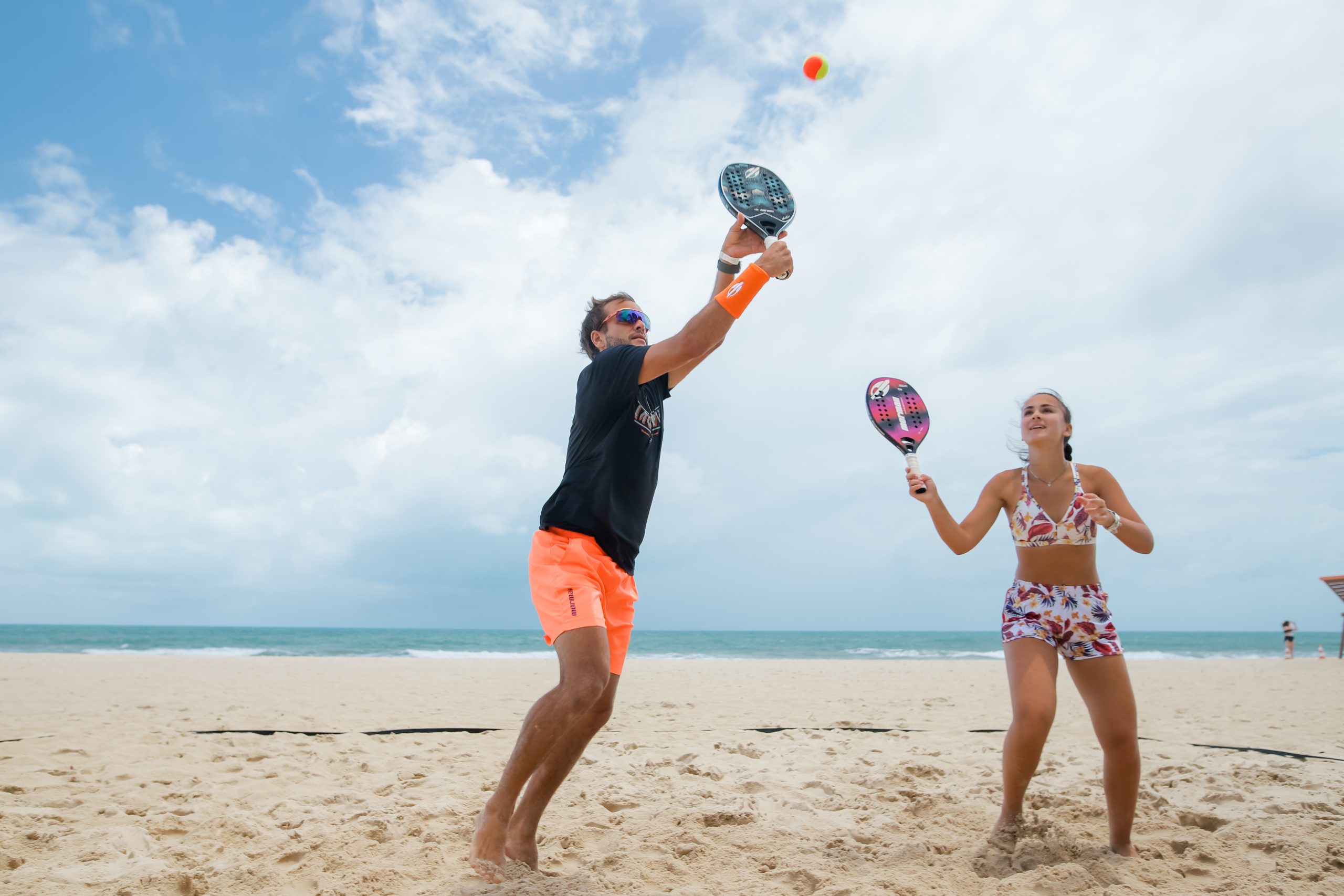 The Best Three Festival (TBT) reúne mais de 900 atletas de beach tennis nas areias do Beach Park