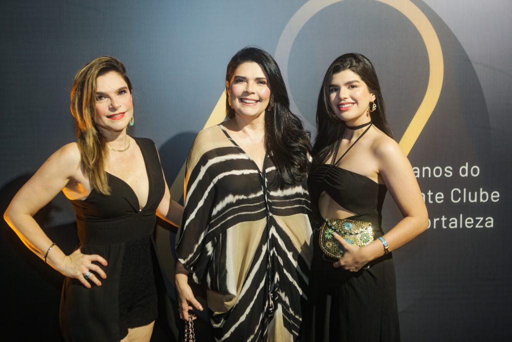 Fabiana Lustosa, Selene E Marcele Camara