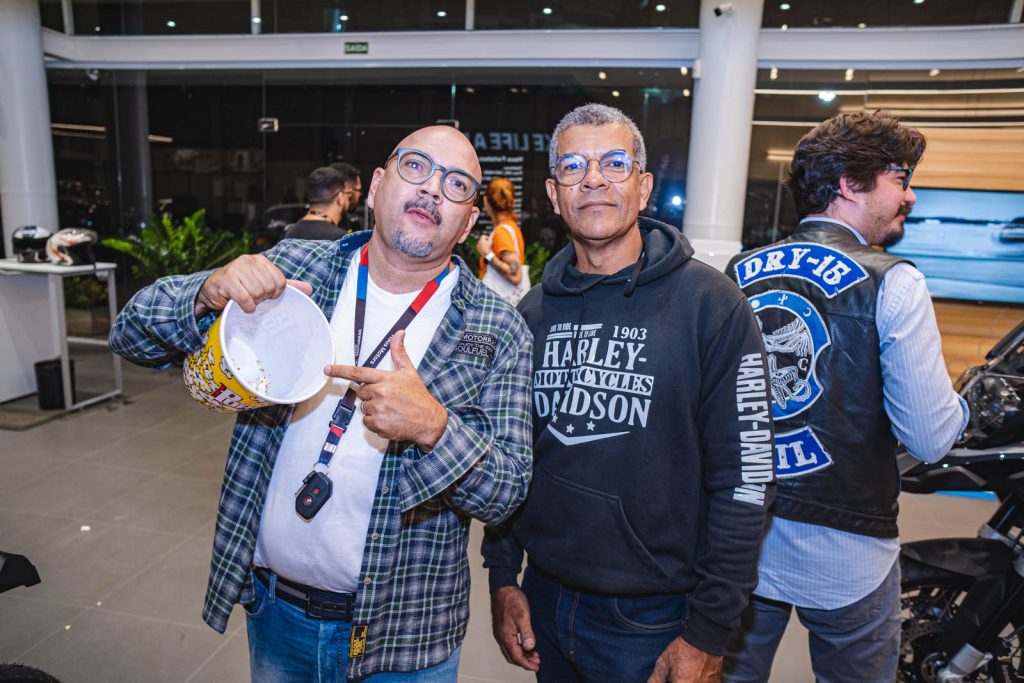 Fernando Petroneo E Jenezio Jose