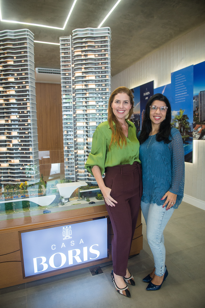 Flávia Braga E Raquel Beker