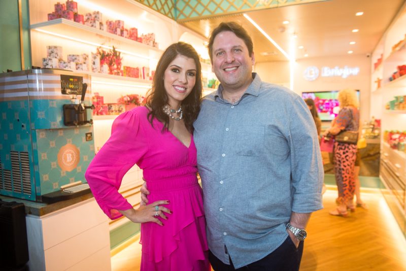 DOCE EXPERIÊNCIA - Flávia Laprovitera inaugura nova loja da Briejer no Iguatemi Bosque