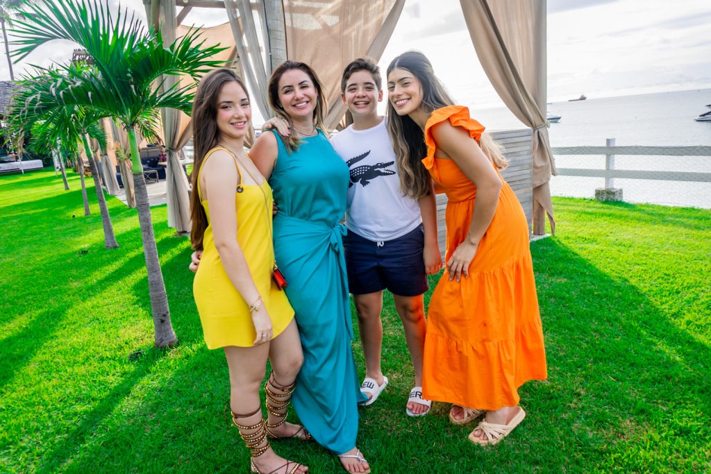 Geane Parente, Marina Parente, João Maarcelo E Isadora Parente