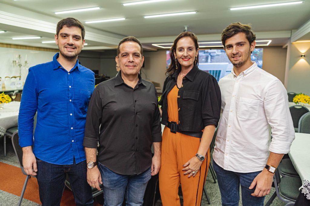 Germano Filho, Germano, Carol E Joao Pedro Belchior