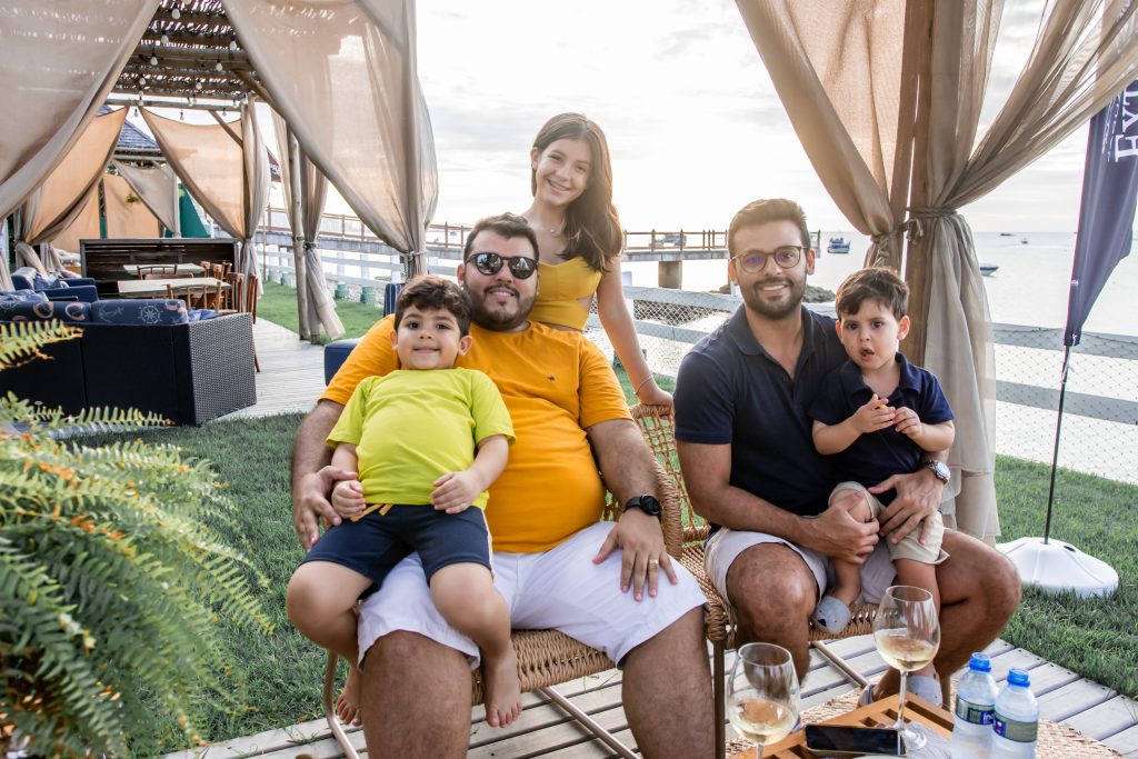 
				Germano Filho, Germano Ferreira Gomes, Valentina Matias, George e Dode Ferreira Gomes 
				