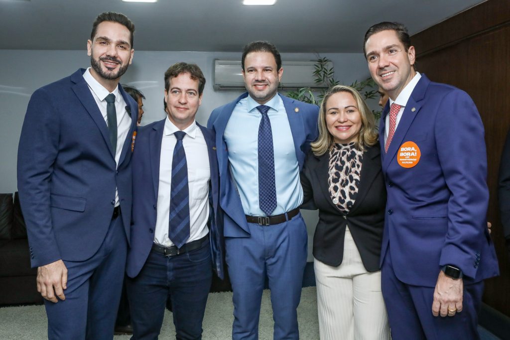 Guilherme Bismarck, Julio Brizi, Leo Couto, Paula Brandao E Eduardo Bismarck