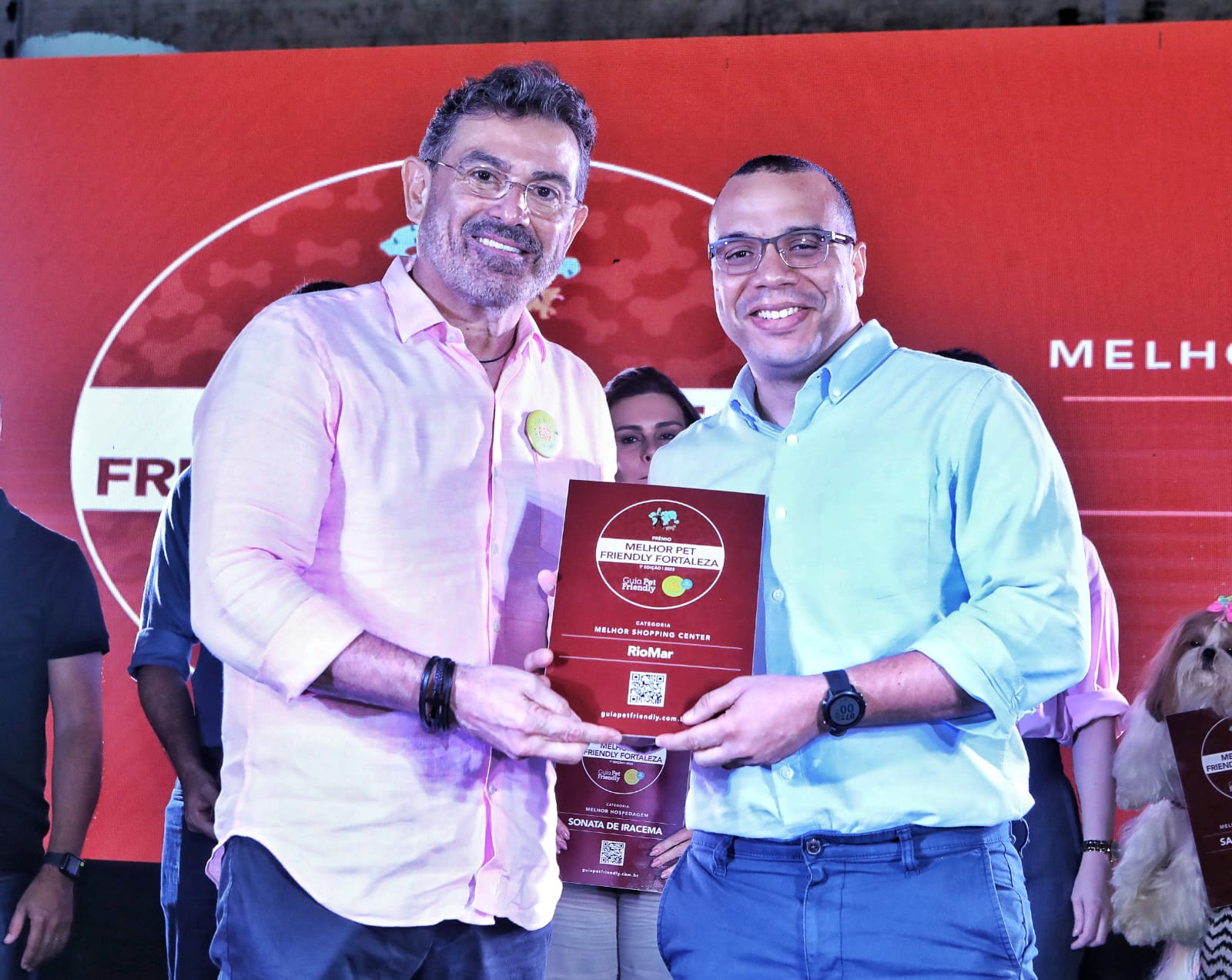 RioMar Fortaleza recebe da Prefeitura o Prêmio de Melhor Shopping Pet Friendly da cidade