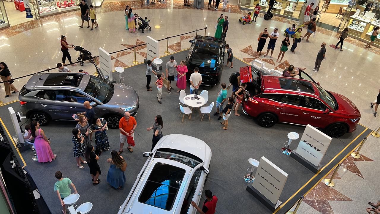 Líder de veículos elétricos no Ceará, exposição de modelos BYD finaliza no Riomar no sábado. Você não vai perder, né?