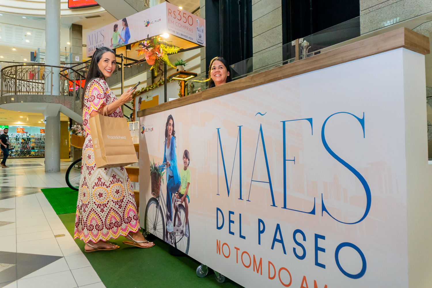 O tom do amor marca a campanha de Dia das Mães do Shopping Del Paseo